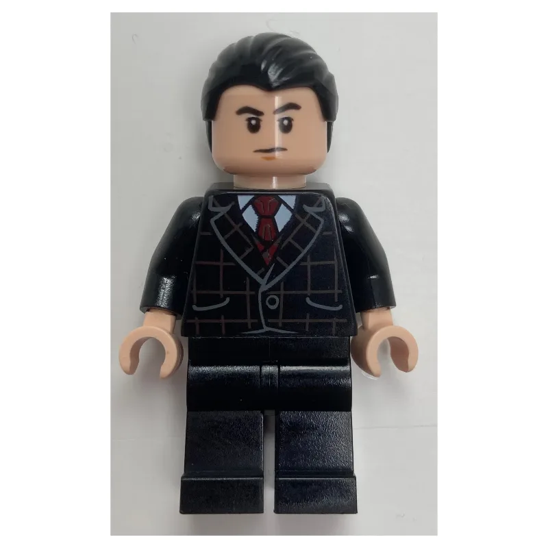 Bruce Wayne, Black Suit — dans quels sets LEGO ? (fig-005472) | Brick Broker