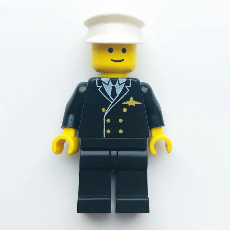 Pilot, Black Suit with Tie and Airplane Badge… — minifigurine LEGO | Brick Broker