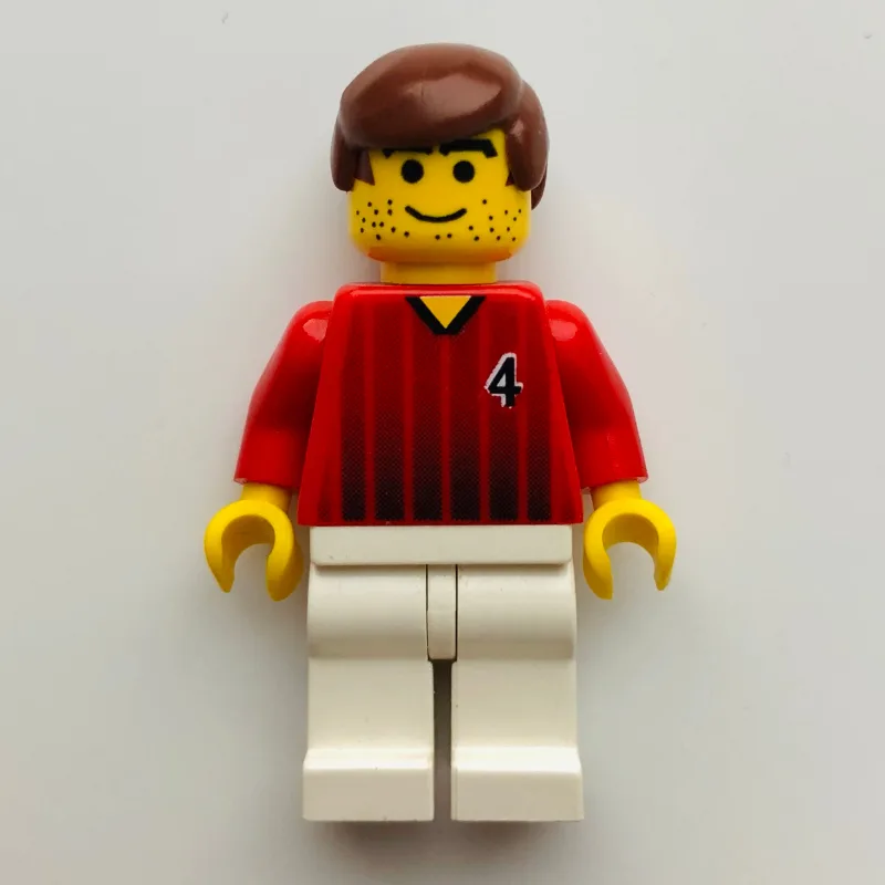 Soccer Player Red Torso, White Legs #4 — dans quels sets LEGO ? (fig-006766) | Brick Broker