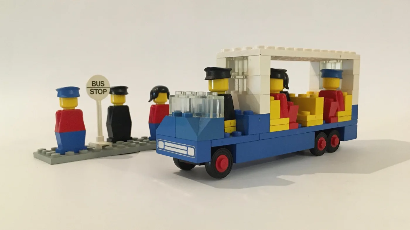 LEGO 696 Arrêt de bus - prix et où acheter | Brick Broker