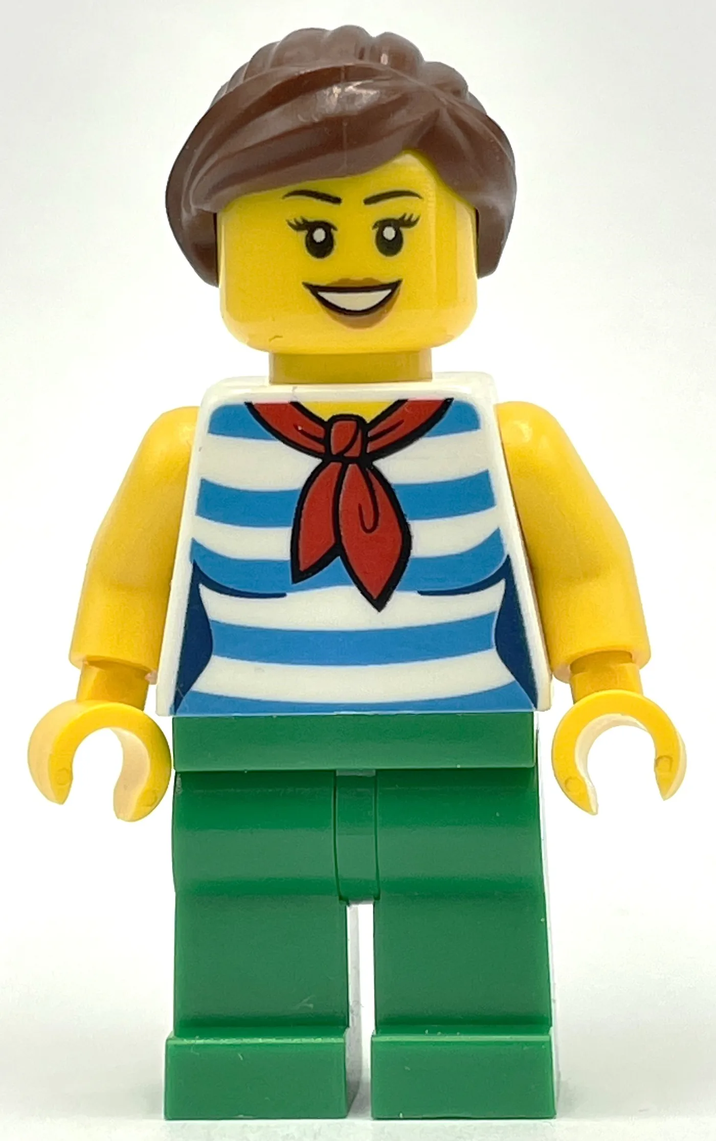 White Torso, Green Legs, Reddish Brown Hair,… — minifigurine LEGO | Brick Broker